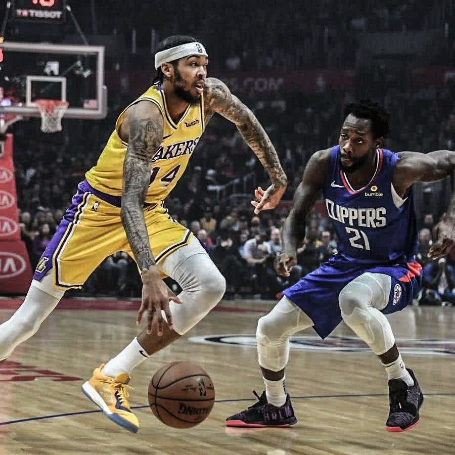 九游网页版直接进入 Scout关键节点赛况扑朔迷离，湖人带队取胜！